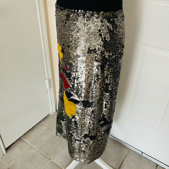 Alice&Olivia Midi sequin skirt. - Picture 5 of 8